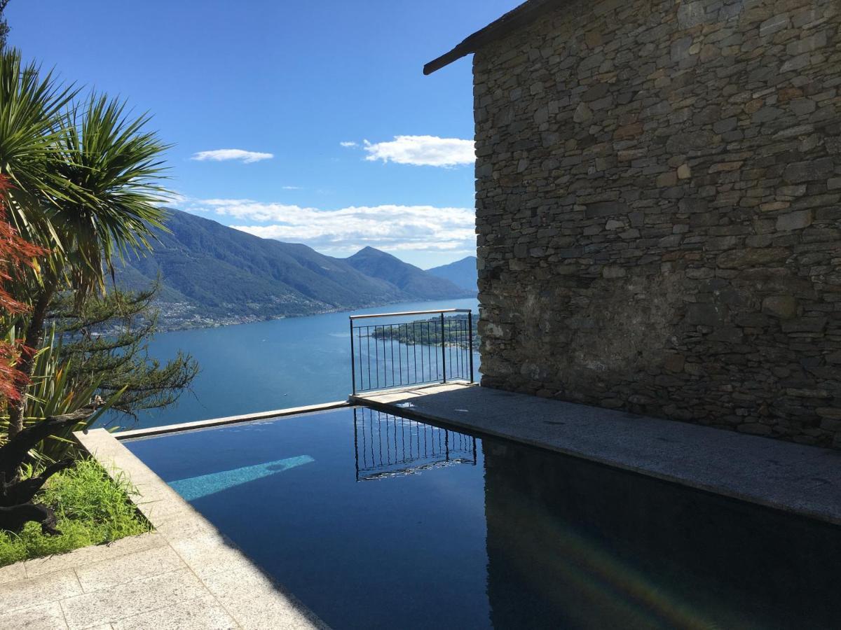 Rustico Resa: Brione Sopra Minusio Villa Buitenkant foto