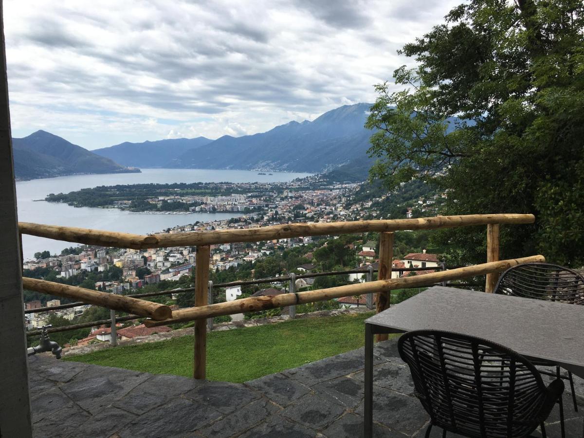 Rustico Resa: Brione Sopra Minusio Villa Buitenkant foto